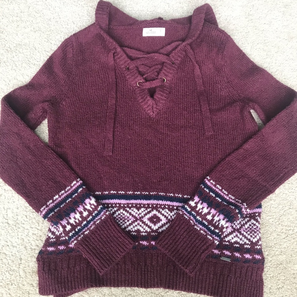 Hollister sweater
